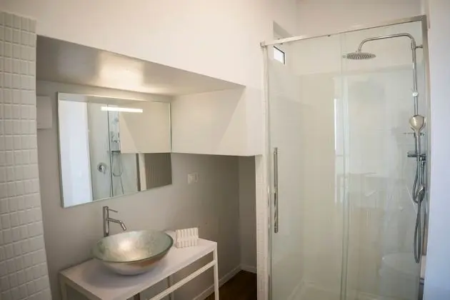 Standard Stüdyo, 1 Büyük (Queen) Boy Yatak