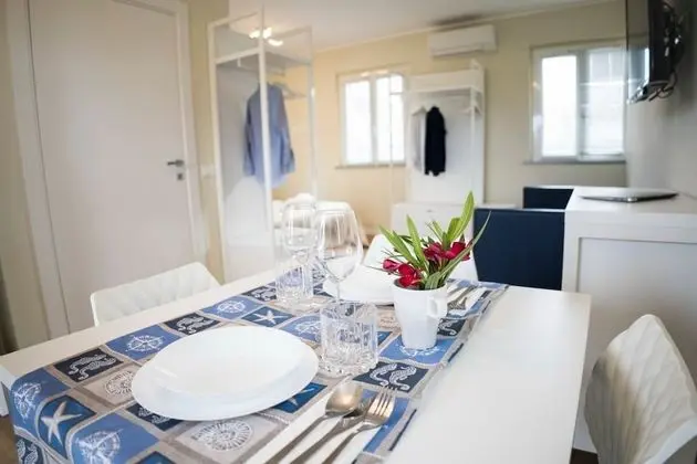 Standard Stüdyo, Zemin Kat