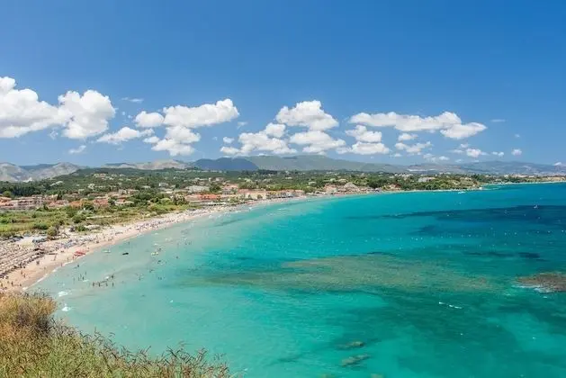 Tek Büyük Yataklı Oda, 1 Yatak Odası, Kısmi Deniz Manzaralı