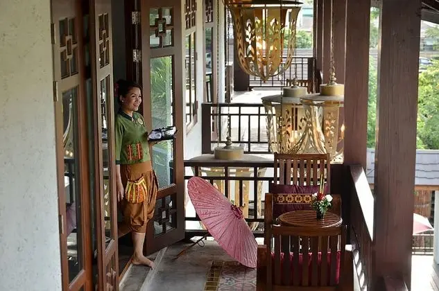Deluxe Oda, Balkon