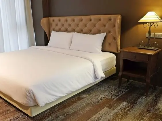 Superior 1 Bedroom