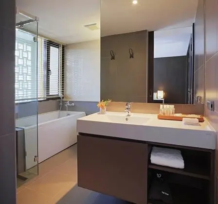 Superior 1 Bedroom