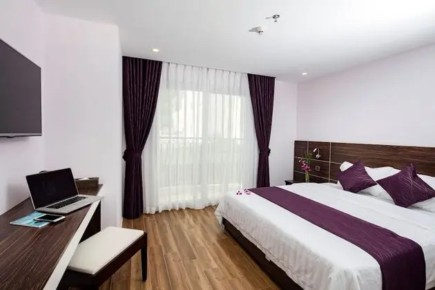 Premier Tek Büyük veya İki Ayrı Yataklı Oda, Balkon, Şehir Manzaralı