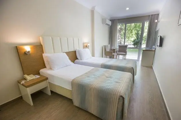 Standart Oda, Bahçe Manzaralı