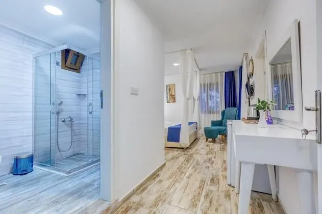 Geniş Aile Odası, Manzarasız