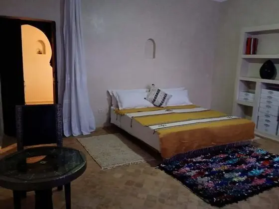 Standard Tek Büyük Yataklı Oda