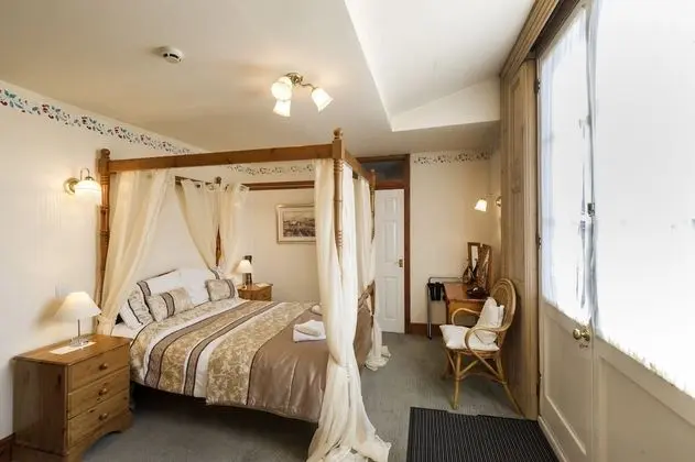 Tek Büyük Yataklı Oda, Balkon (Four Poster Bed)