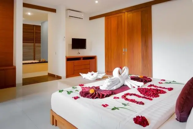2 Bedroom Villa with Private Pool
