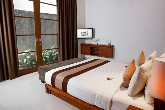 3 Bedroom Villa with Private Pool