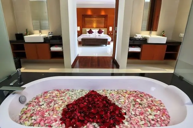 3 Bedroom Villa with Private Pool