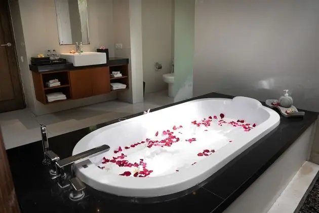 3 Bedroom Villa with Private Pool