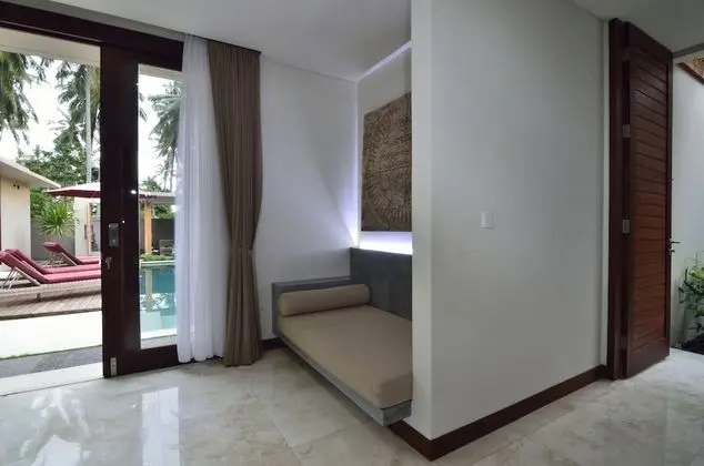 Villa, 2 Yatak Odası, Havuz Manzaralı