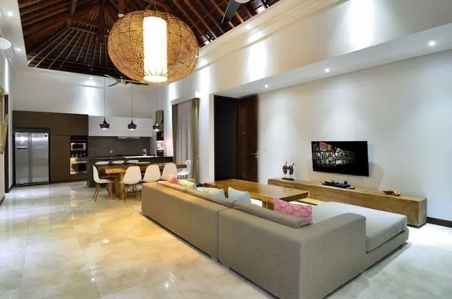 Villa, 2 Yatak Odası, Havuz Manzaralı