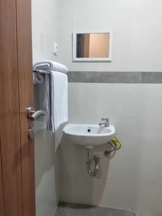 Basic Tek Büyük Yataklı Oda