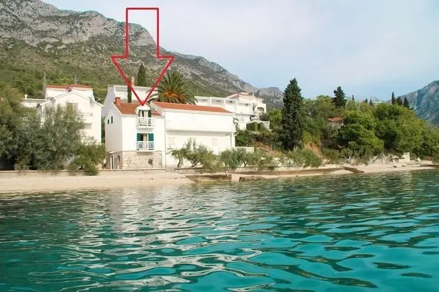 Apart Daire (Bale - right at the beach - A1 Plaza()