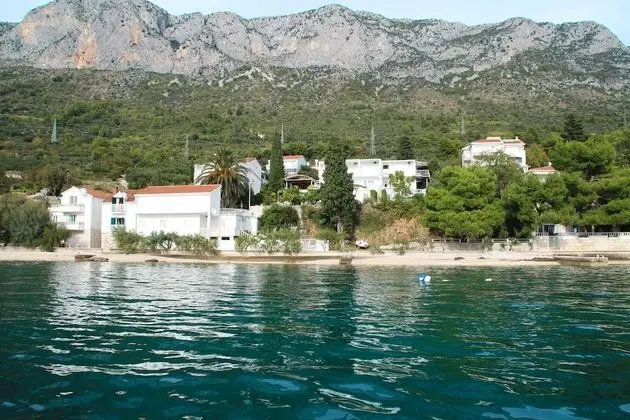 Apart Daire (Bale - right at the beach - A1 Plaza()