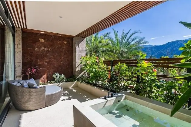 Deluxe Tek Büyük Yataklı Oda (open-air bath)