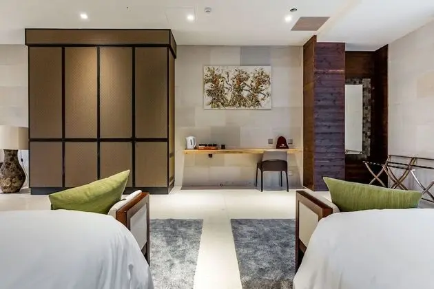 Luxury Dört Kişilik Oda, Avlu Manzaralı