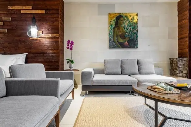Luxury Dört Kişilik Oda, Avlu Manzaralı