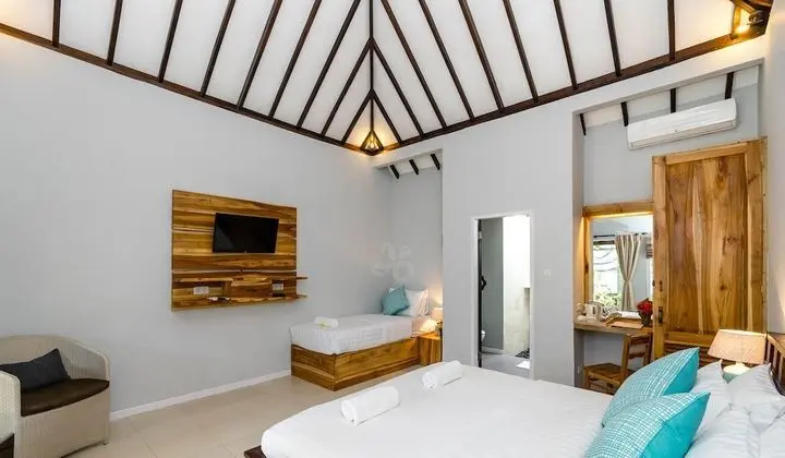 Bungalov, Havuz Manzaralı