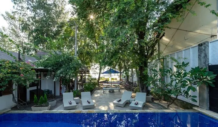 Bungalov, Havuz Manzaralı