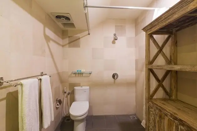Deluxe Tek Büyük Yataklı Oda, 1 Büyük (Queen) Boy Yatak, Bahçe Manzaralı
