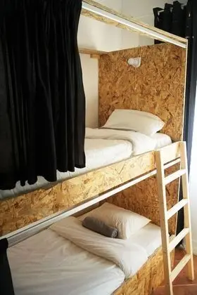 Ortak Ranzalı Oda, Karma Ranzalı Oda, Ortak Banyo (1 bed in 4 bed Dorm)