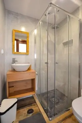Standard Süit, Özel Banyo