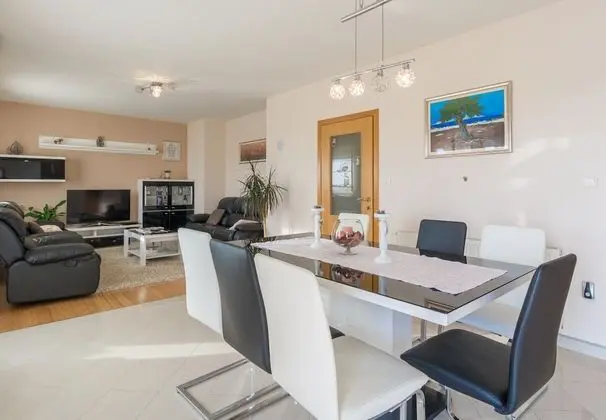 Villa, Sigara İçilebilir