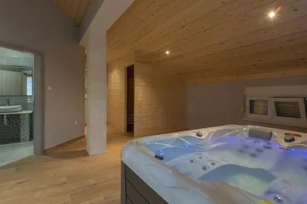 Villa, Sigara İçilebilir