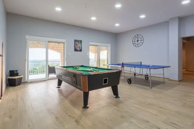 Villa, Sigara İçilebilir