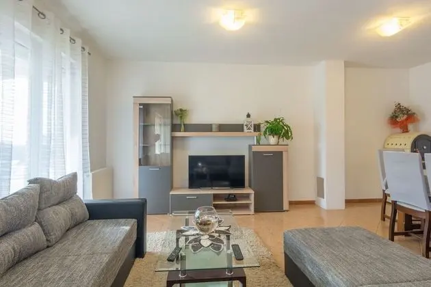 Villa, Sigara İçilebilir