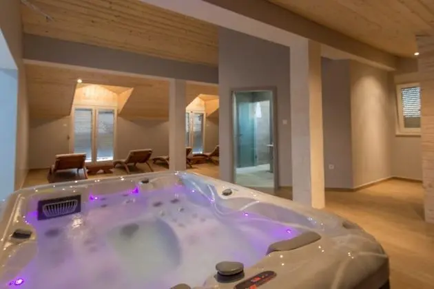 Villa, Sigara İçilebilir