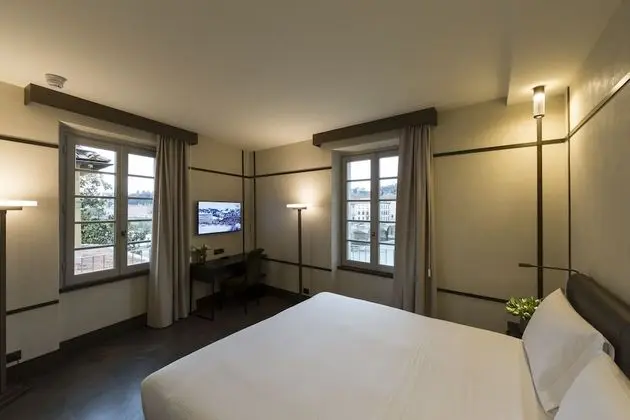 Deluxe Tek Büyük veya İki Ayrı Yataklı Oda, Nehir Manzaralı