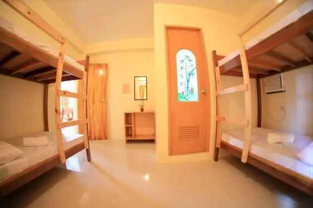 Ortak Ranzalı Oda, Karma Ranzalı Oda (4-Bed)