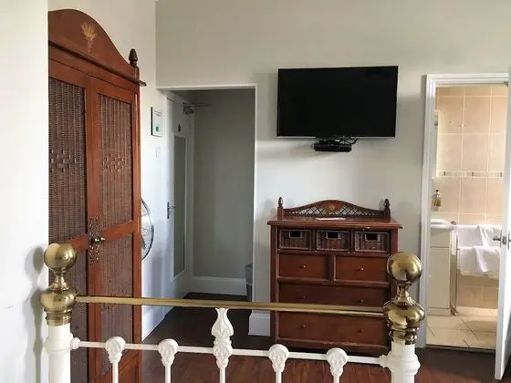 Üç Kişilik Oda, Birden Çok Yatak