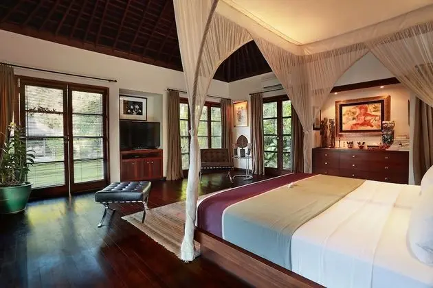 Royal Villa, 3 Yatak Odası, Kişiye Özel Havuzlu
