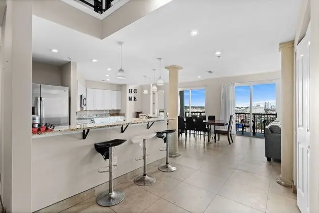 Çatı Katı Süiti (Penthouse), Birden Çok Yatak, Kısmi Deniz Manzarası