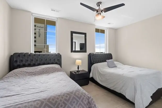 Çatı Katı Süiti (Penthouse), Birden Çok Yatak, Kısmi Deniz Manzarası