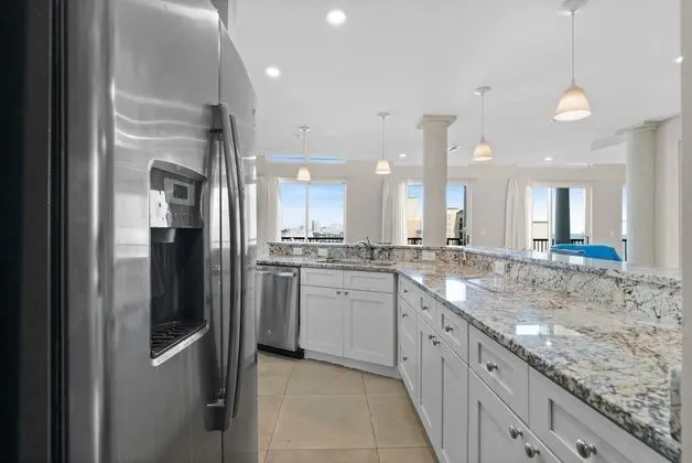 Çatı Katı Süiti (Penthouse), Birden Çok Yatak, Kısmi Deniz Manzarası