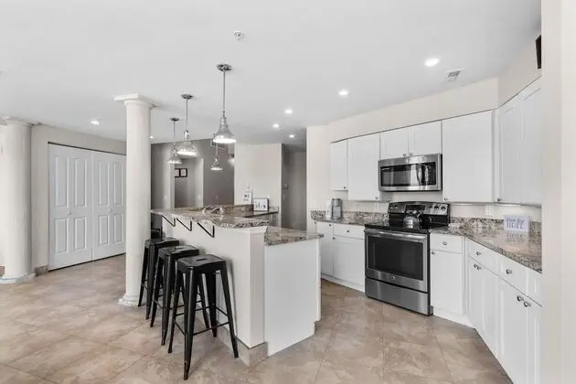 Çatı Katı Süiti (Penthouse), Birden Çok Yatak, Kısmi Deniz Manzarası