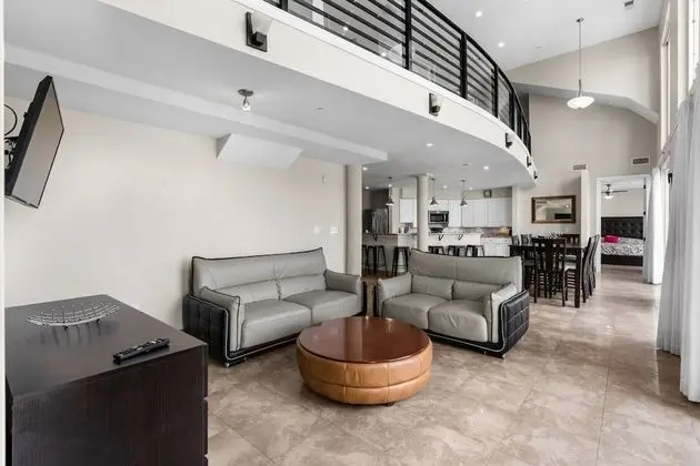 Çatı Katı Süiti (Penthouse), Birden Çok Yatak, Kısmi Deniz Manzarası