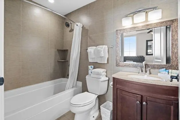 Çatı Katı Süiti (Penthouse), Birden Çok Yatak, Kısmi Deniz Manzarası