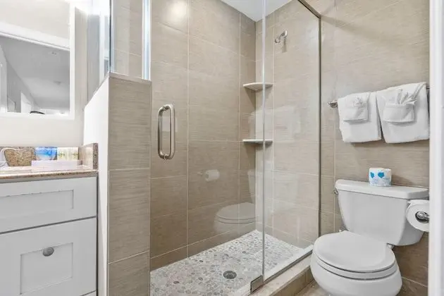 Çatı Katı Süiti (Penthouse), Birden Çok Yatak, Kısmi Deniz Manzarası