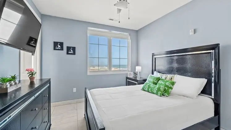 Luxury Daire, 3 Yatak Odası, Okyanusa Sıfır