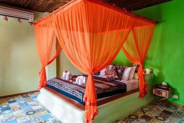 Deluxe Villa, 1 Yatak Odası, Küvet, Havuz Manzaralı
