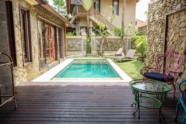 Deluxe Villa, 1 Yatak Odası, Küvet, Havuz Manzaralı