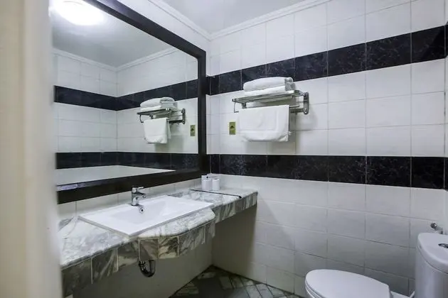 Standard Tek Büyük Yataklı Oda