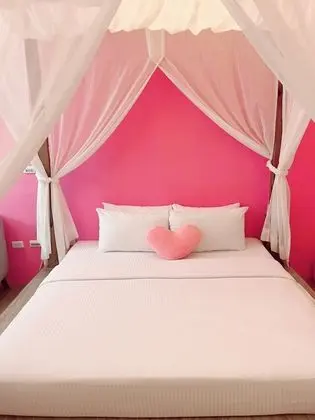 Romantic Tek Büyük Yataklı Oda
