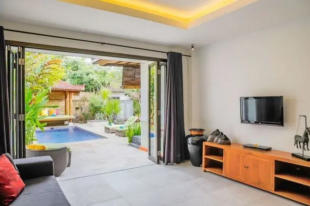 Villa, 4 Yatak Odası, Kişiye Özel Havuzlu